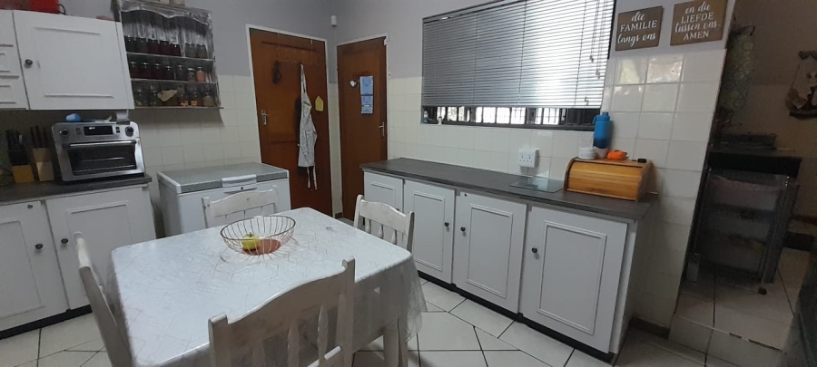4 Bedroom Property for Sale in Wilkoppies North West